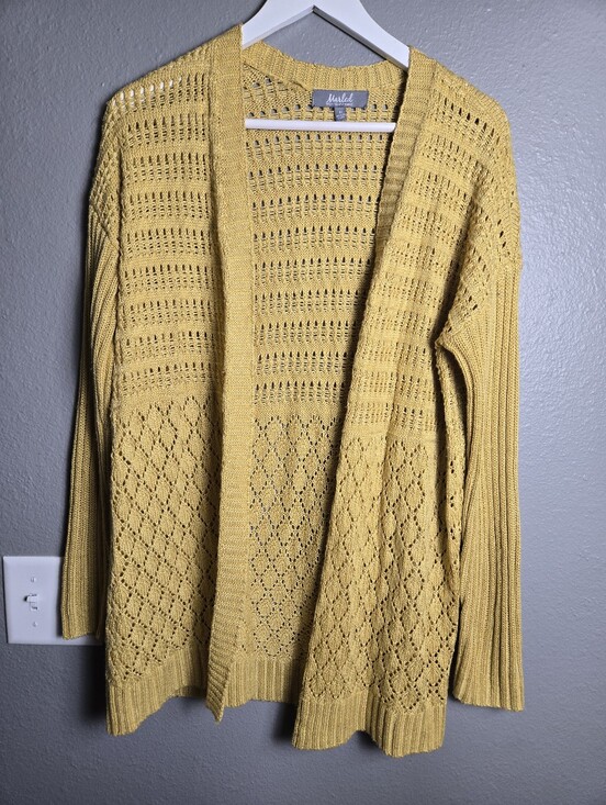 Marled Sweaters - SUMMER SALE! $6 Marled Knit Open Yellow Long Cardigan Size Medium